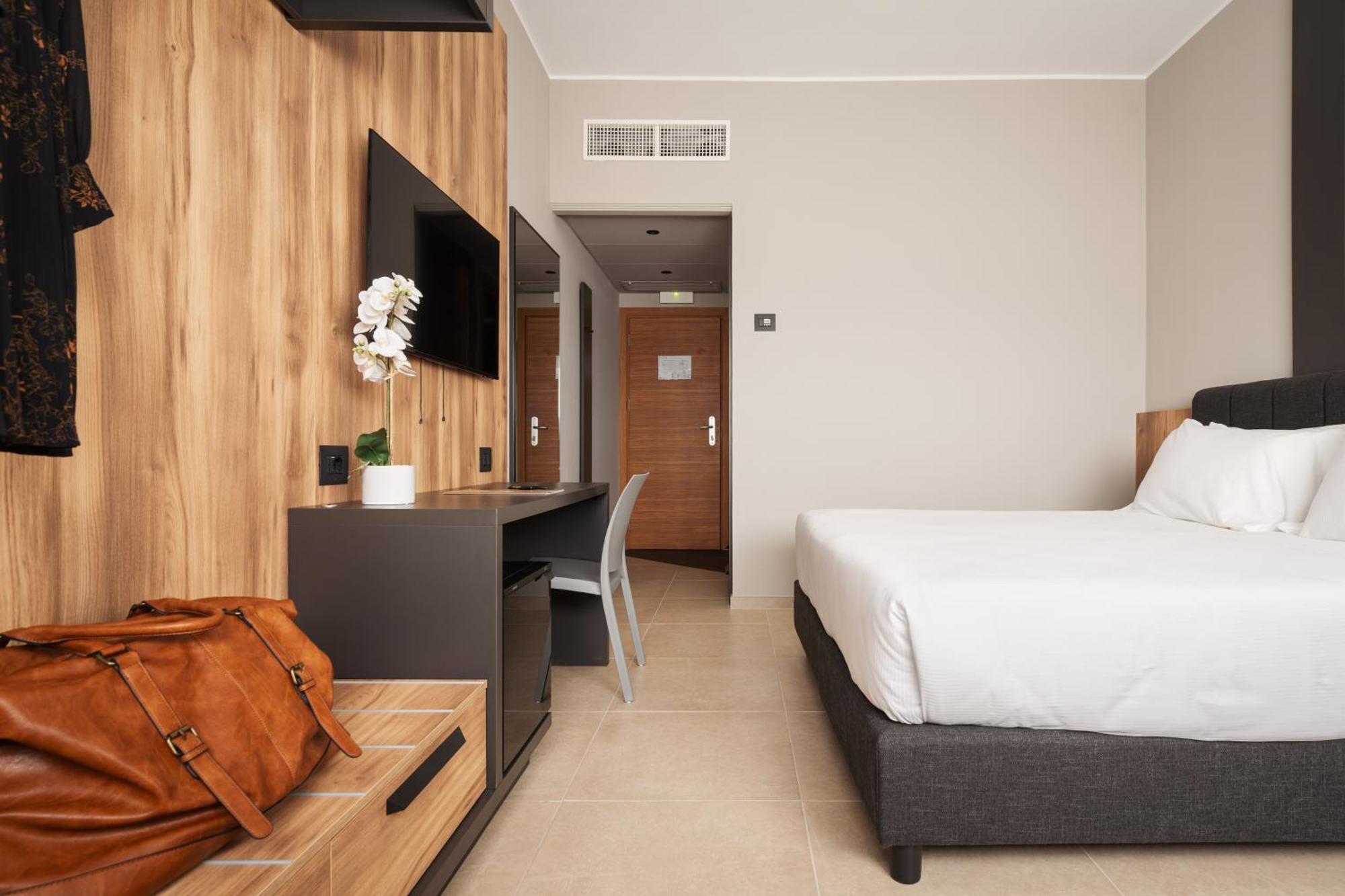 Mood Hotel Città Sant'Angelo Esterno foto