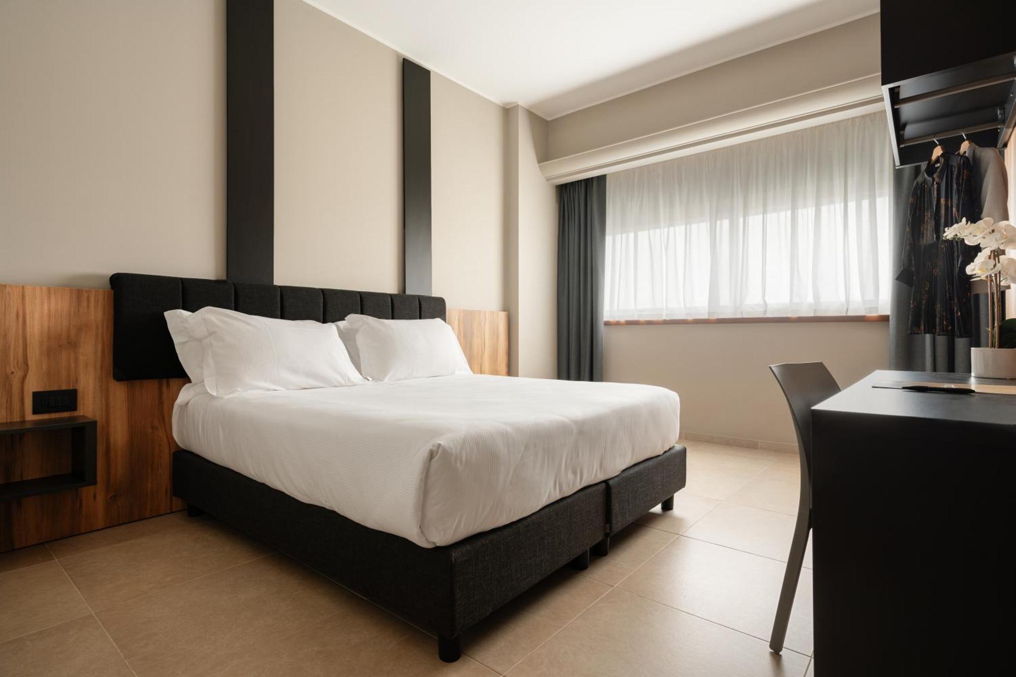 Mood Hotel Città Sant'Angelo Esterno foto