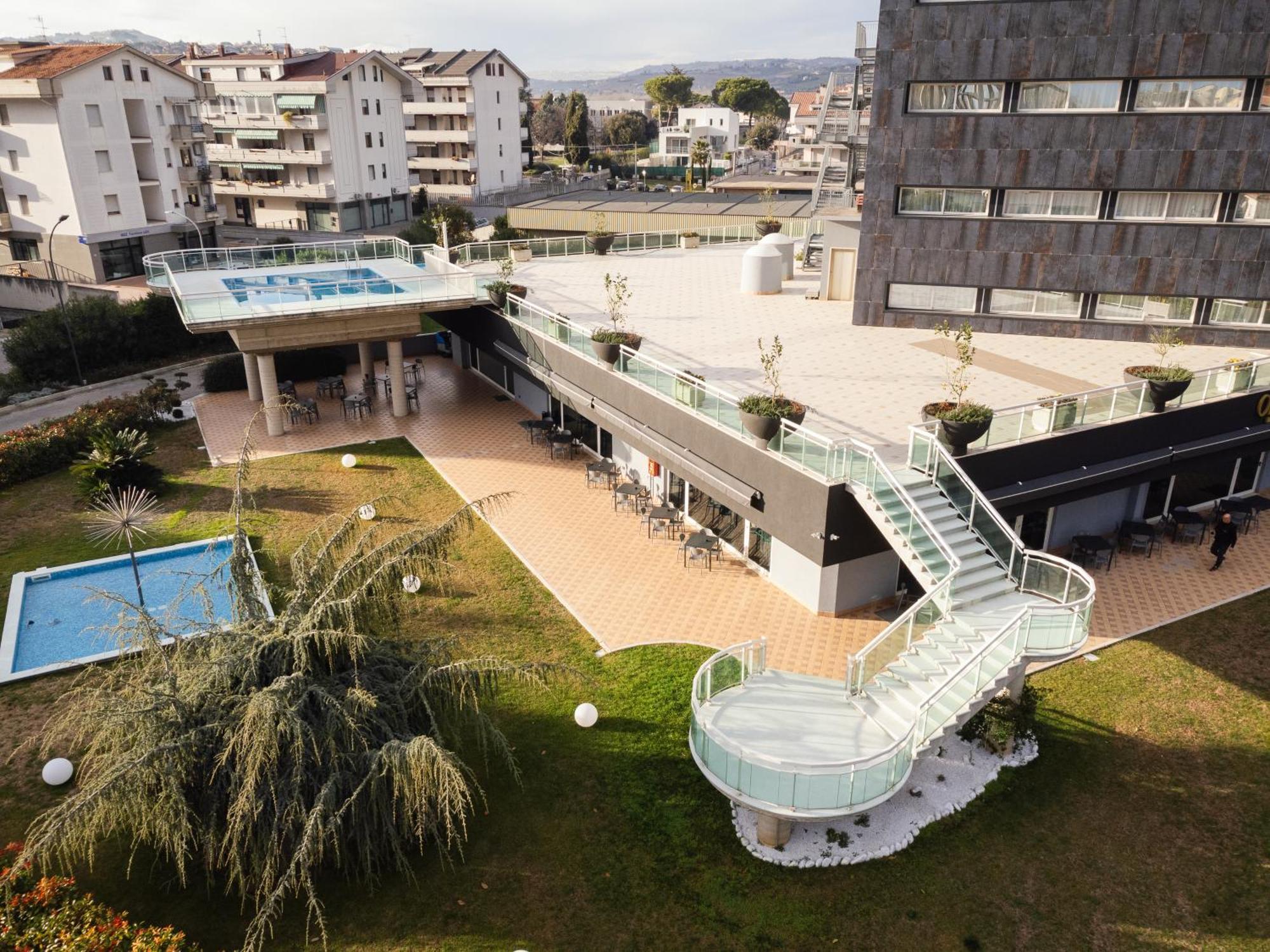 Mood Hotel Città Sant'Angelo Esterno foto